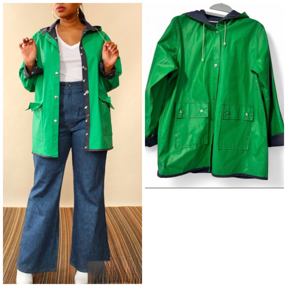 Vintage Thick Hooded Rain Jacket Unisex, Kelly Green with Navy Canvas Lining